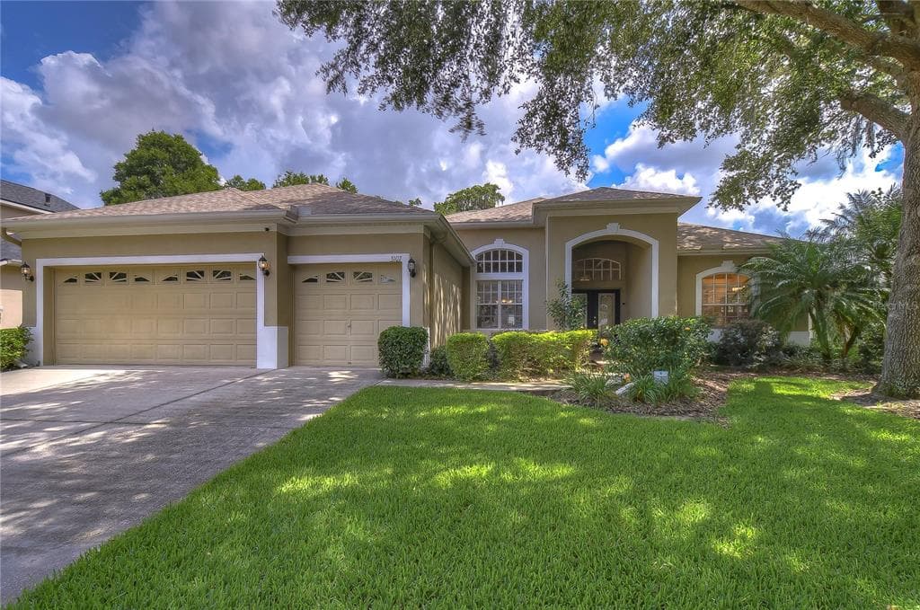 3107 RED LION DRIVE VALRICO, FL 33596