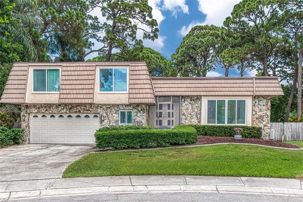 14389 83RD PLACE SEMINOLE, FL 33776