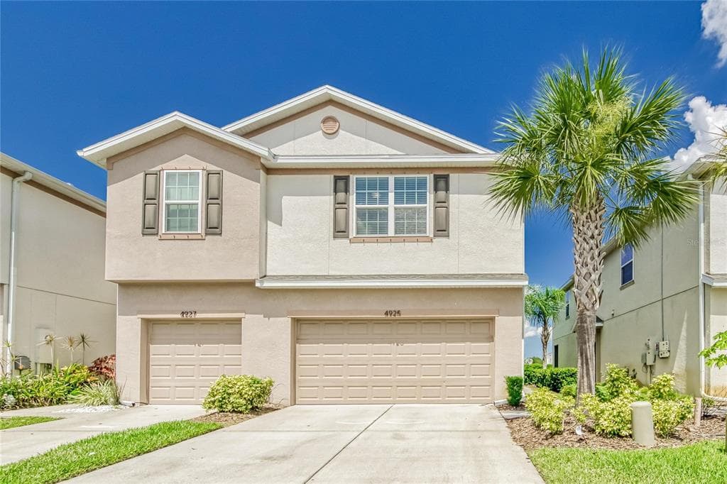 4925 WHITE SANDERLING COURT TAMPA, FL 33619