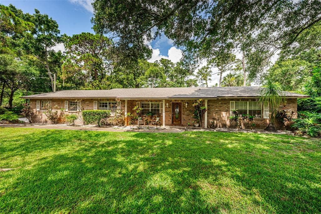 7910 SPRING VALLEY DRIVE TAMPA, FL 33615