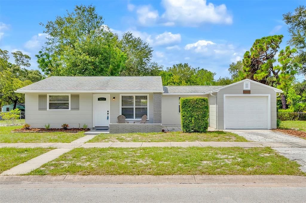 4300 17TH AVENUE S ST PETERSBURG, FL 33711