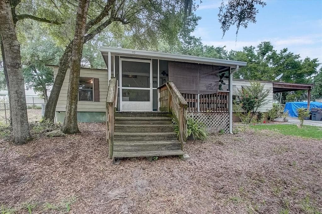 113 OAK HOLLOW DRIVE HAINES CITY, FL 33844