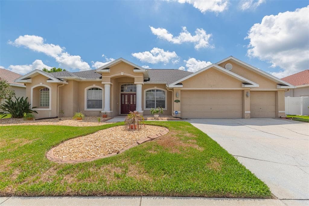 1111 FOX CHAPEL DRIVE LUTZ, FL 33549