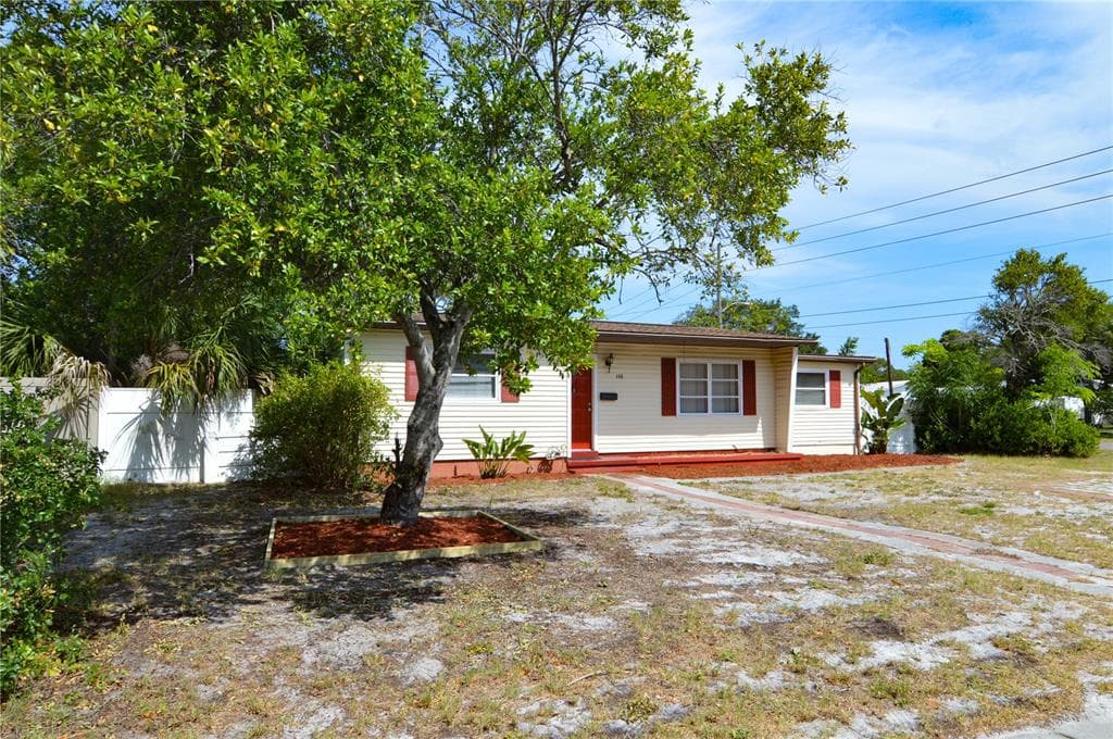 146 ORANGE AVENUE N ST PETERSBURG, FL 33710