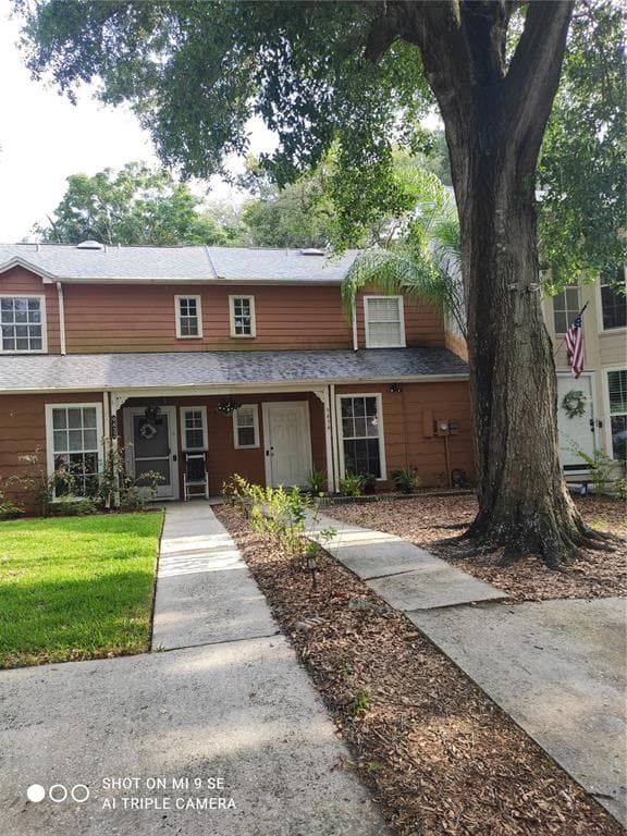 9434 FOREST HILLS CIRCLE TAMPA, FL 33612