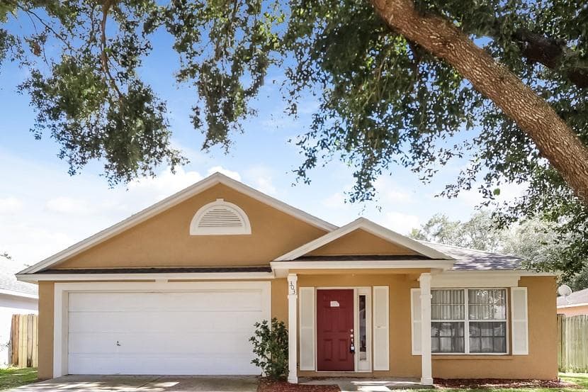 303 CRAYFORD PLACE VALRICO, FL 33594