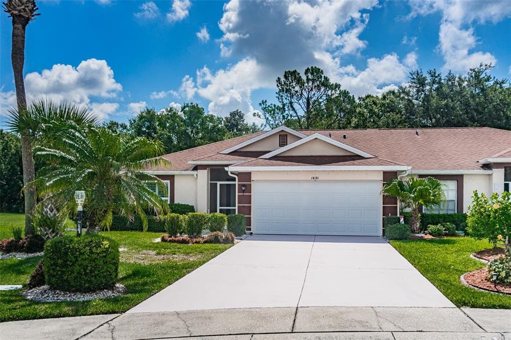 1601 AZALEA LANDINGS COURT SUN CITY CENTER, FL 33573