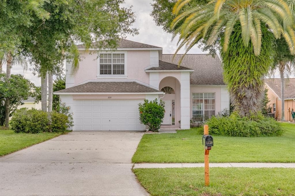 1120 CONCH COURT
