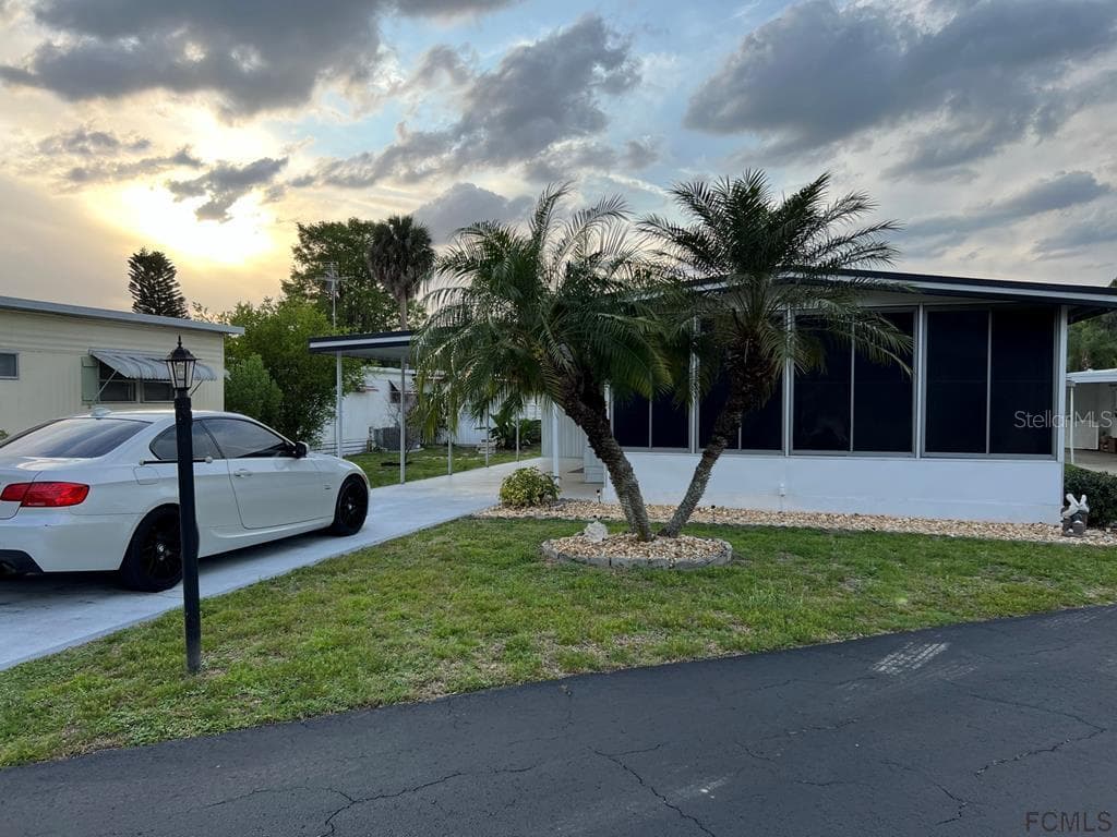 216 RUE DE PARESSE TAVARES, FL 32778