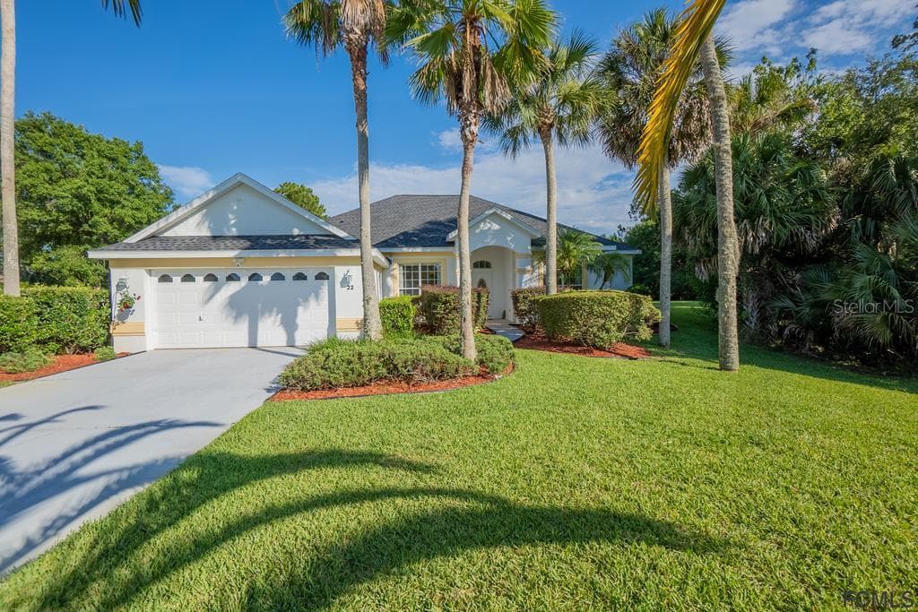 22 LAKESIDE PLACE E PALM COAST, FL 32137