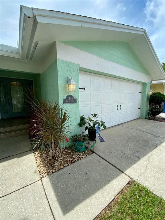 1906 SETON DRIVE