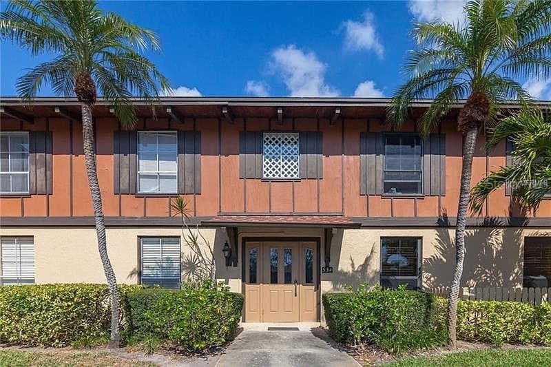 534 PLAZA SEVILLE COURT UNIT 64 TREASURE ISLAND, FL 33706