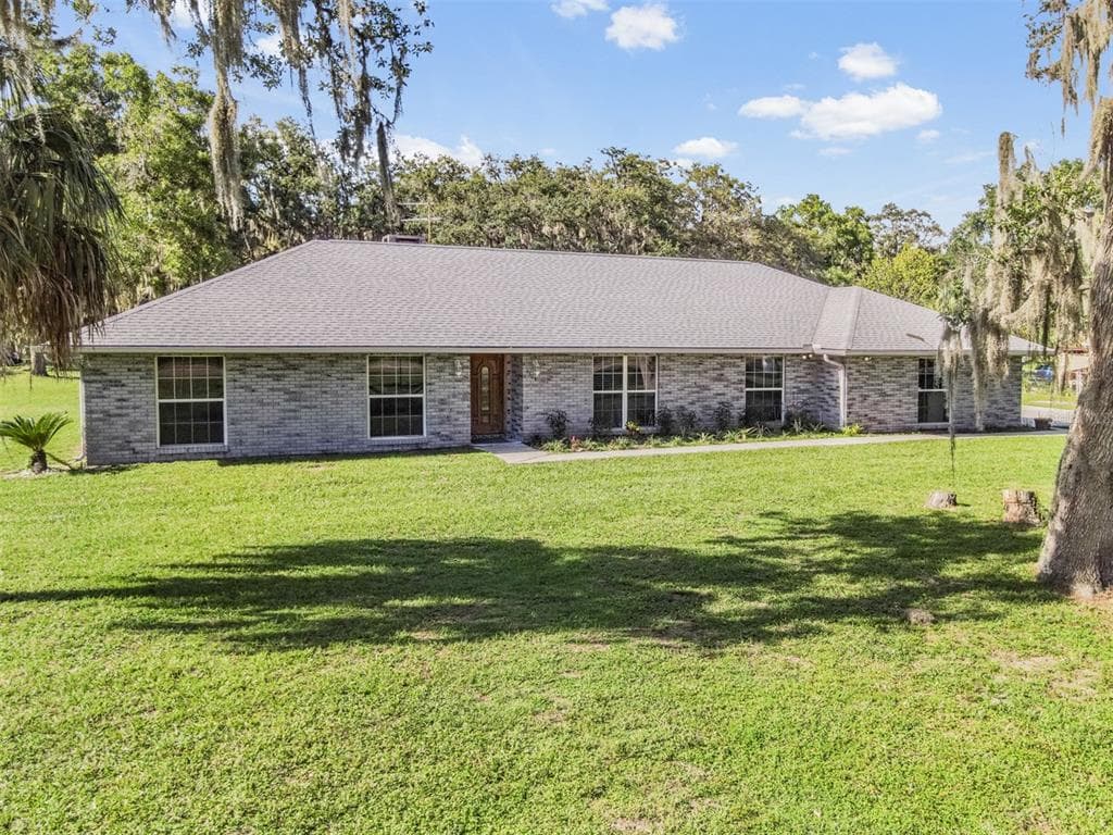 4504 LITHIA SPRINGS ROAD LITHIA, FL 33547