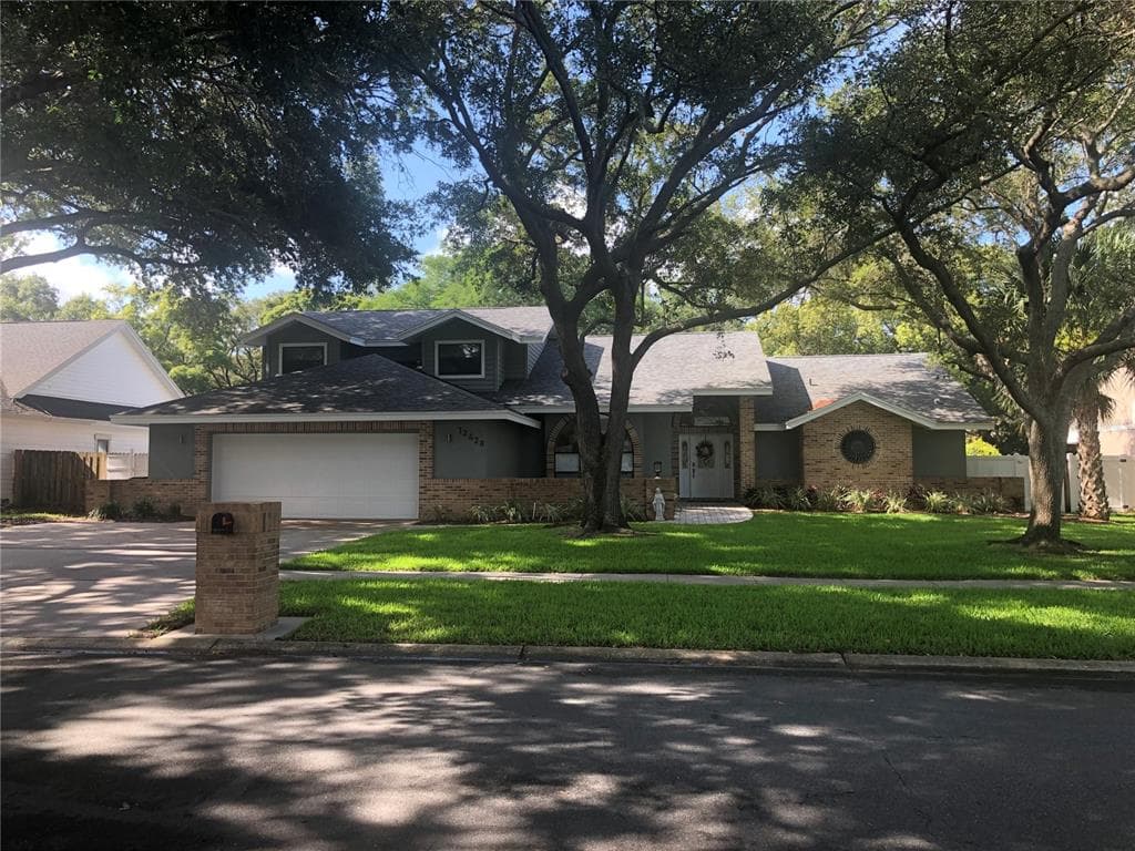 12428 WINDTREE BOULEVARD SEMINOLE, FL 33772