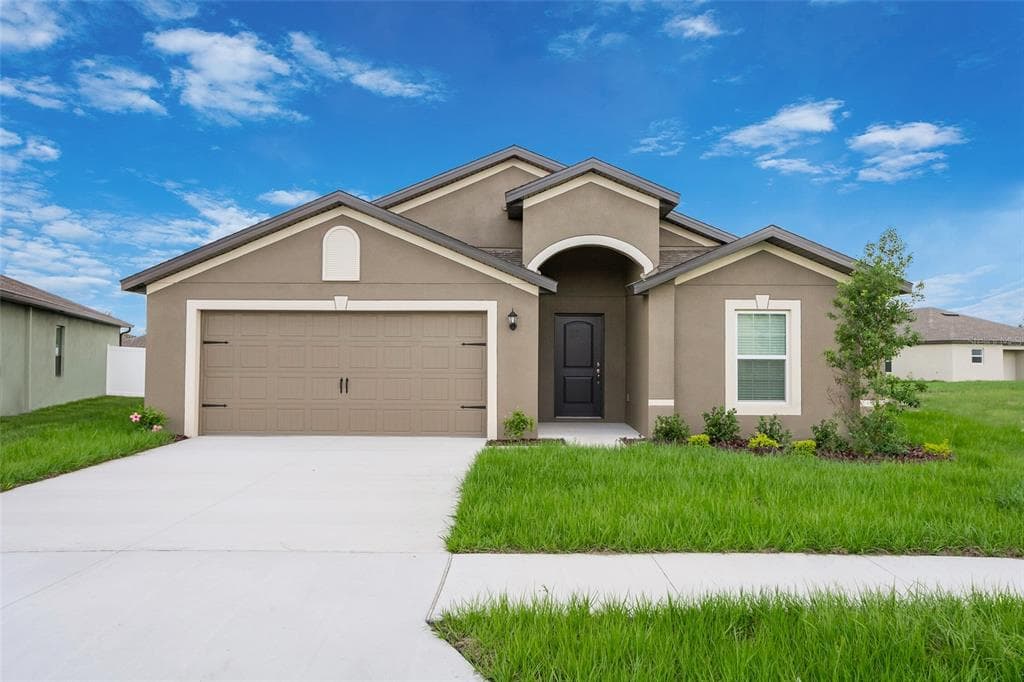 4552 BRECCIA LANE LAKELAND, FL 33811