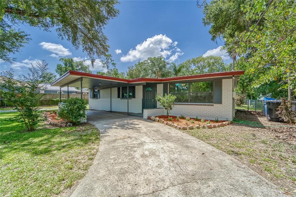 5303 KEENE DRIVE PLANT CITY, FL 33566