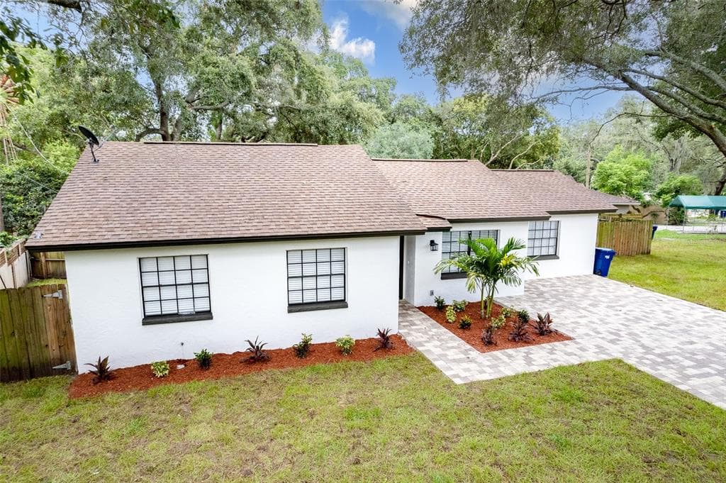9401 N WILLOW AVENUE TAMPA, FL 33612