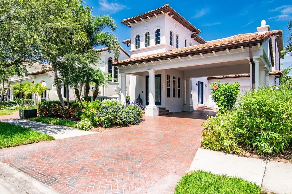 6020 BEACON SHORES STREET TAMPA, FL 33616