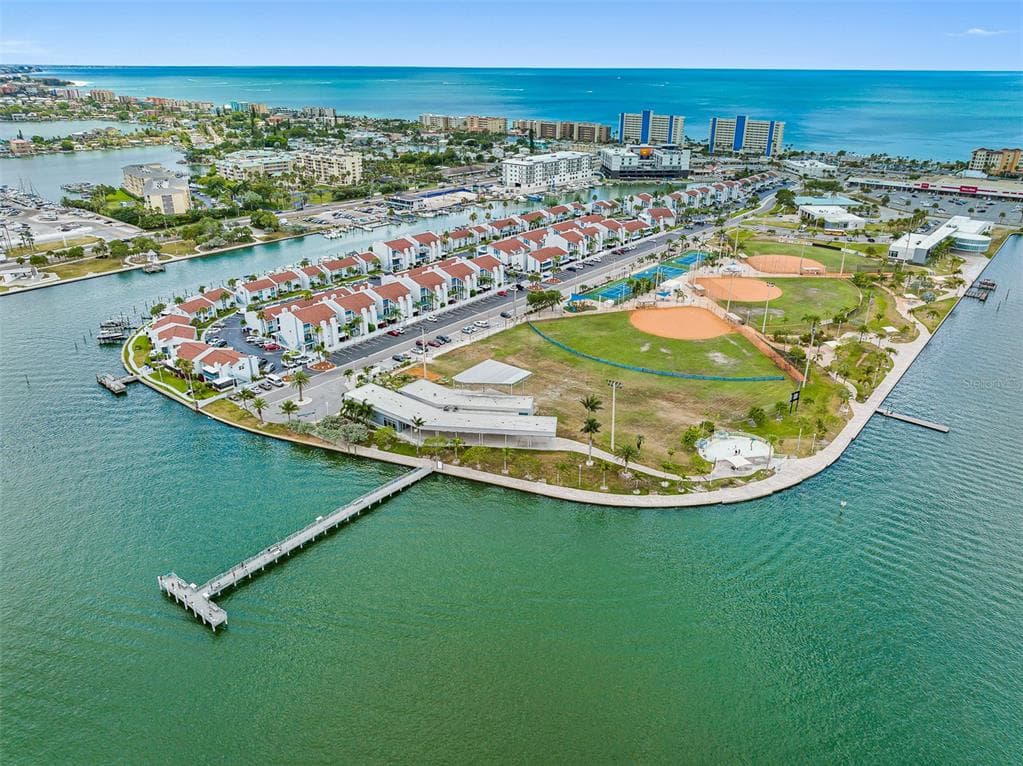 343 REX PLACE UNIT H MADEIRA BEACH, FL 33708