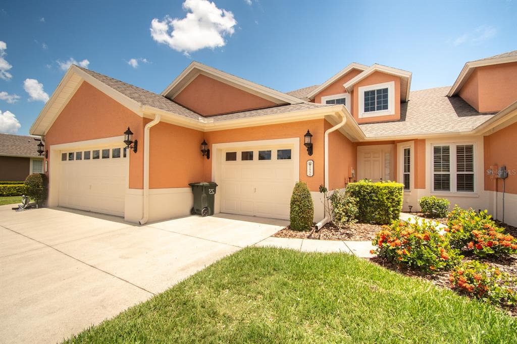 2956 MISSION LAKES DRIVE LAKELAND, FL 33803