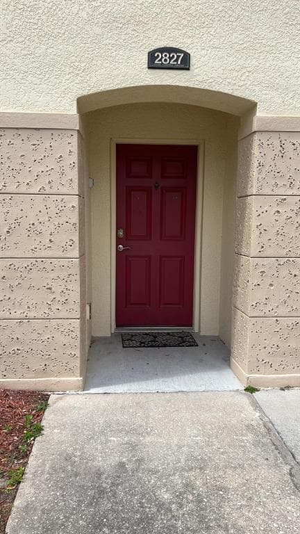 2827 CLUB CORTILE CIRCLE KISSIMMEE, FL 34746