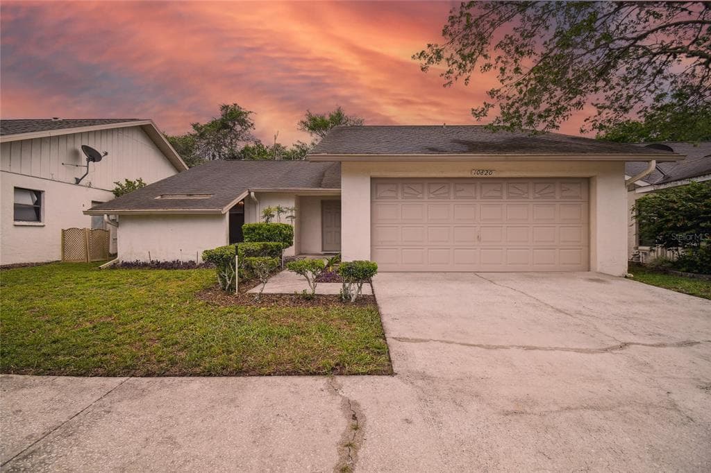 10820 LIVINGSTON DRIVE NEW PORT RICHEY, FL 34654