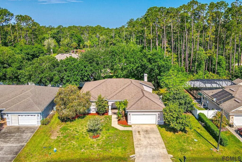 40 EDGE LANE PALM COAST, FL 32164