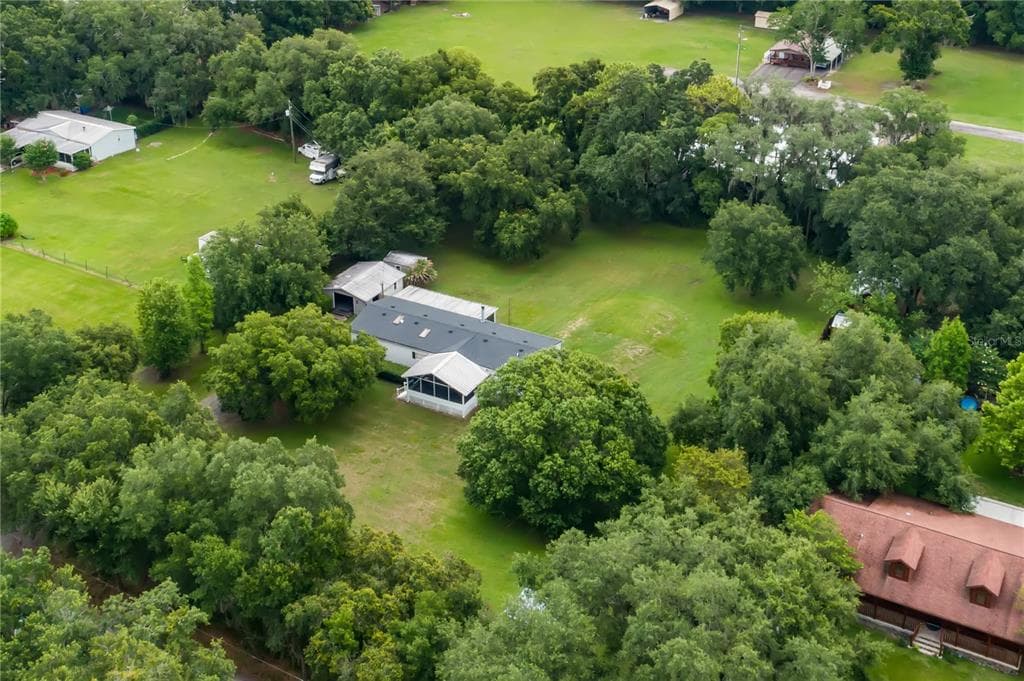 2215 BOGAERT ROAD DOVER, FL 33527