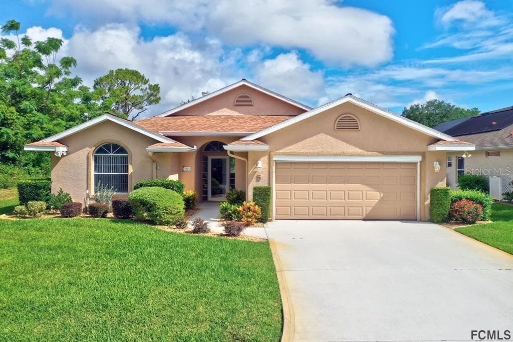 5 CLEAR COURT PALM COAST, FL 32137