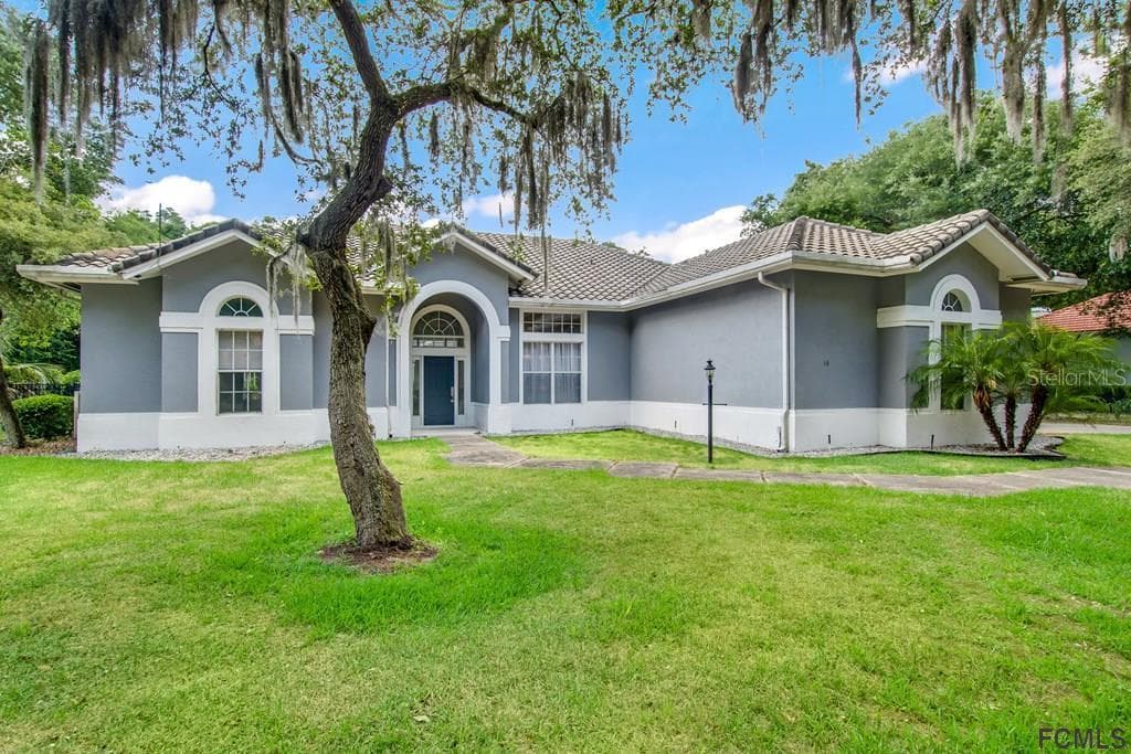 18 VIA ROMA PALM COAST, FL 32137