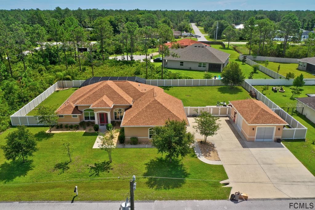 3 SERIEMA PLACE PALM COAST, FL 32164