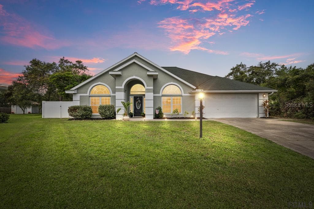 5 FARR PLACE PALM COAST, FL 32137