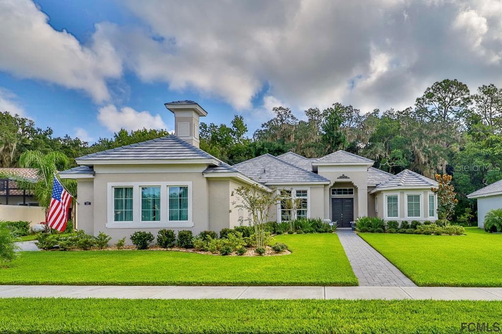 32 NEW WATER OAK DRIVE PALM COAST, FL 32137