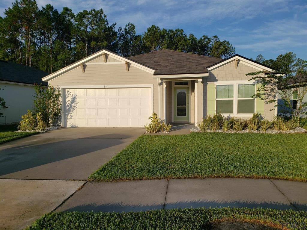 115 LAKESIDE COURT BUNNELL, FL 32110