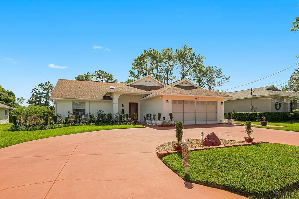 94 WESTBURY LANE PALM COAST, FL 32164