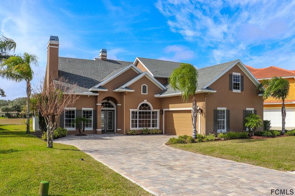 4 LAKEWALK DRIVE S PALM COAST, FL 32137