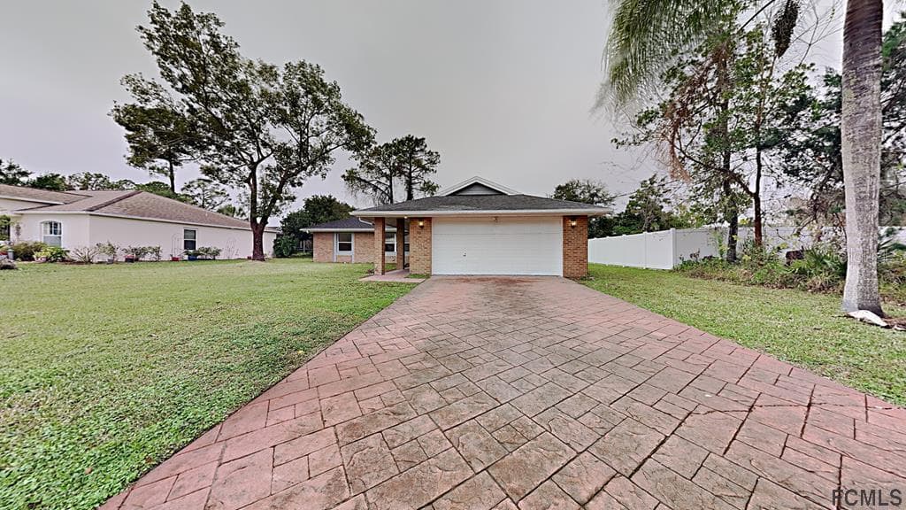 92 FORT CAROLINE LANE PALM COAST, FL 32137