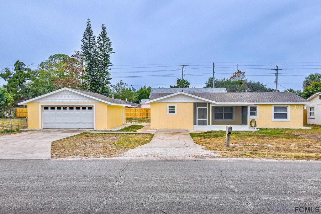 1208 CARMEN AVENUE DAYTONA BEACH, FL 32117