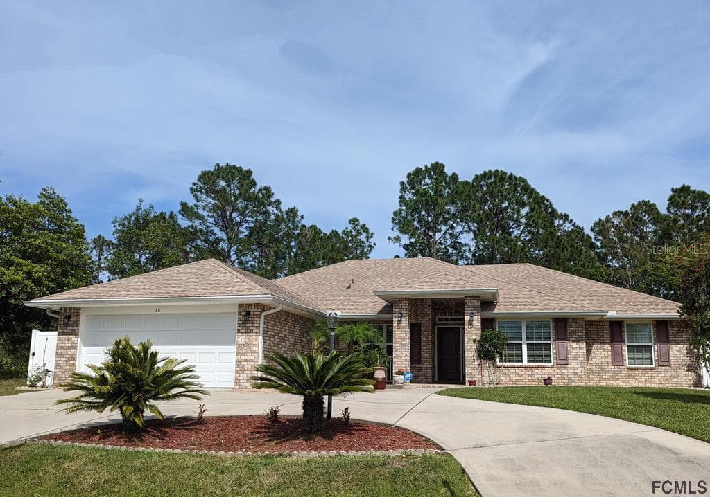 38 WOOD CENTER LANE PALM COAST, FL 32164
