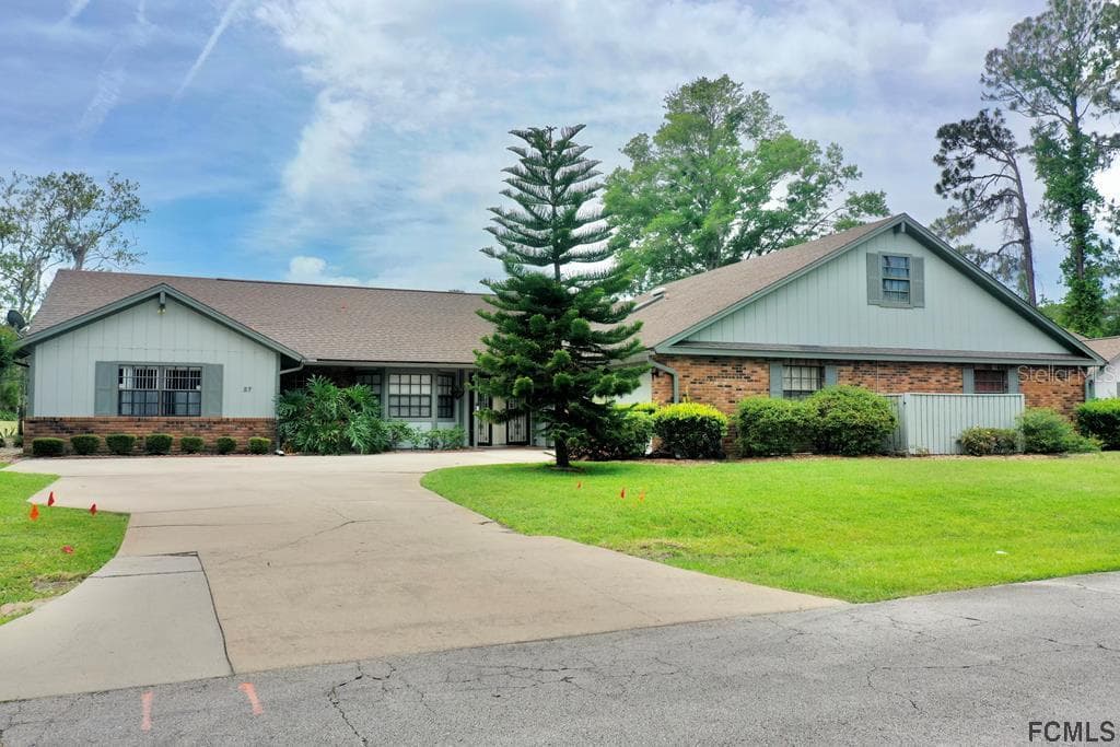 27 WEYMOUTH LANE PALM COAST, FL 32164