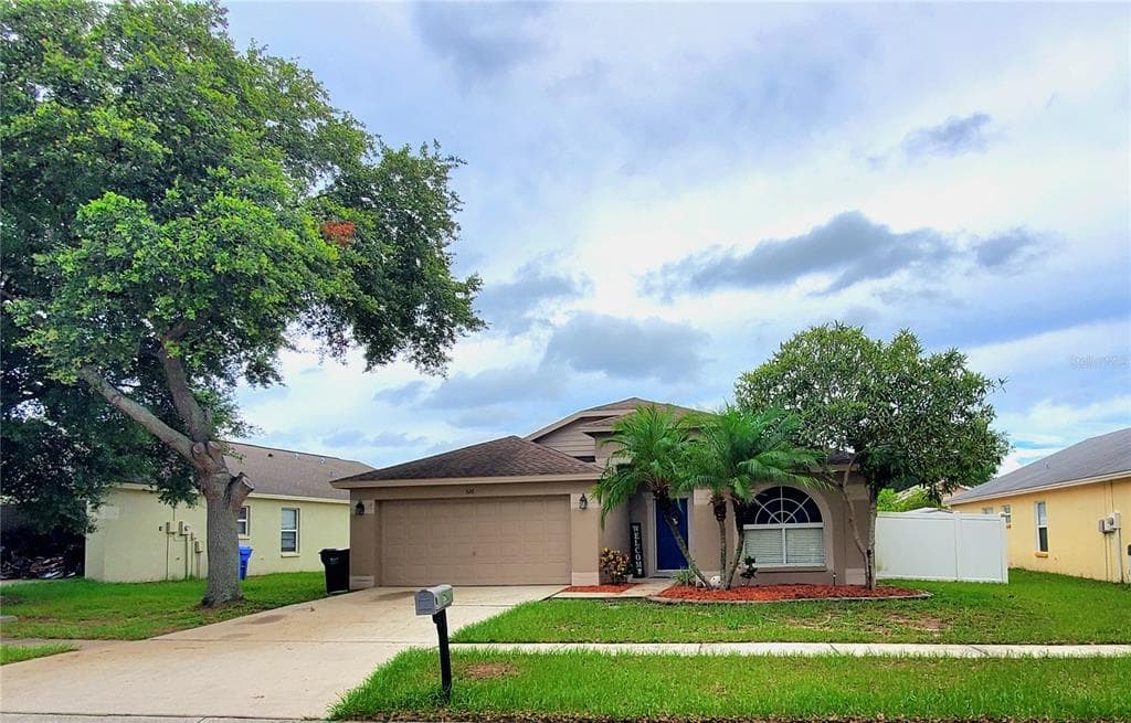 526 GREG STREET VALRICO, FL 33594