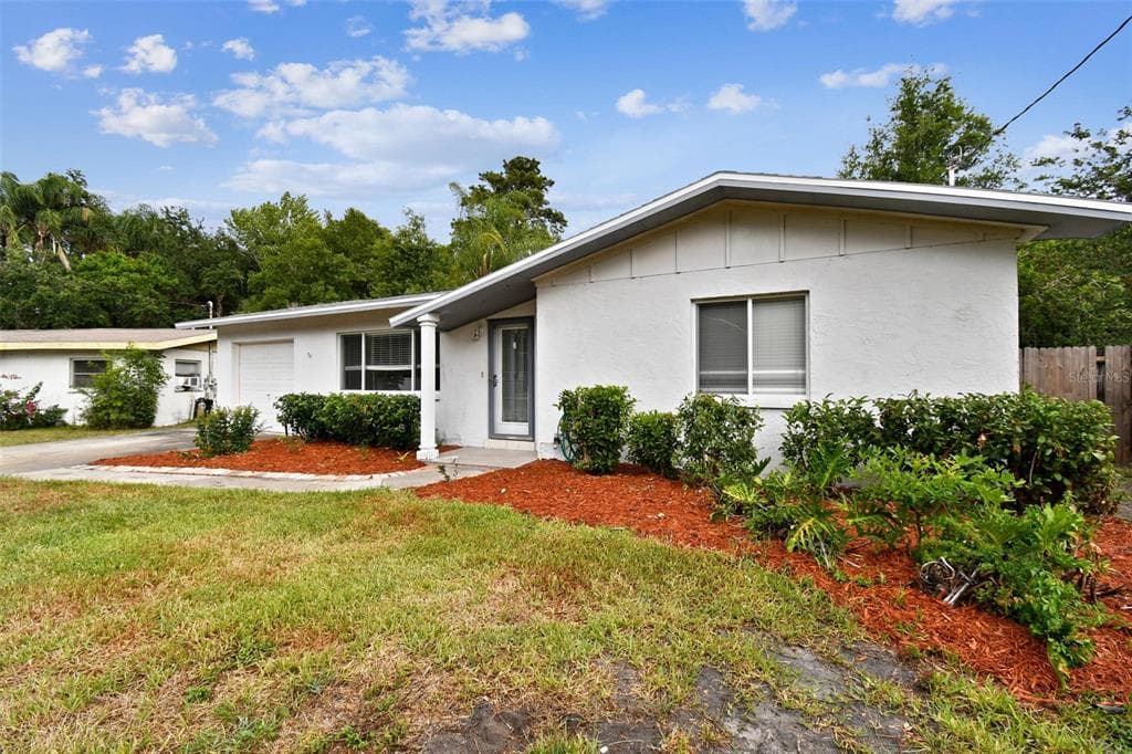 2237 MANOR COURT CLEARWATER, FL 33763