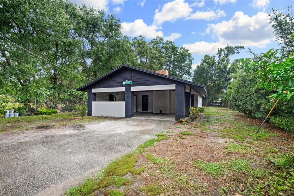121 W PRINCE STREET TAMPA, FL 33612