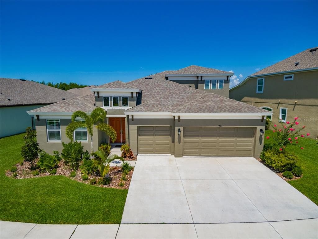 7401 PARADISO DRIVE APOLLO BEACH, FL 33572