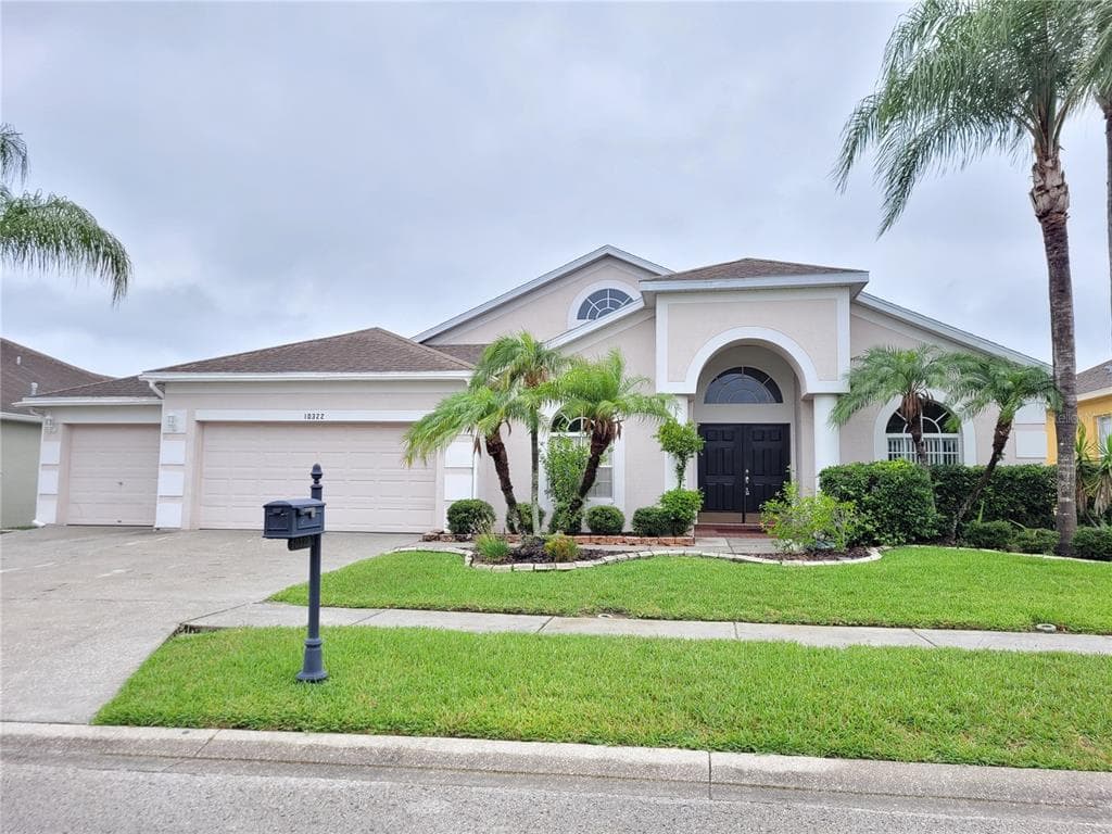 10322 MEADOW CROSSING DRIVE TAMPA, FL 33647