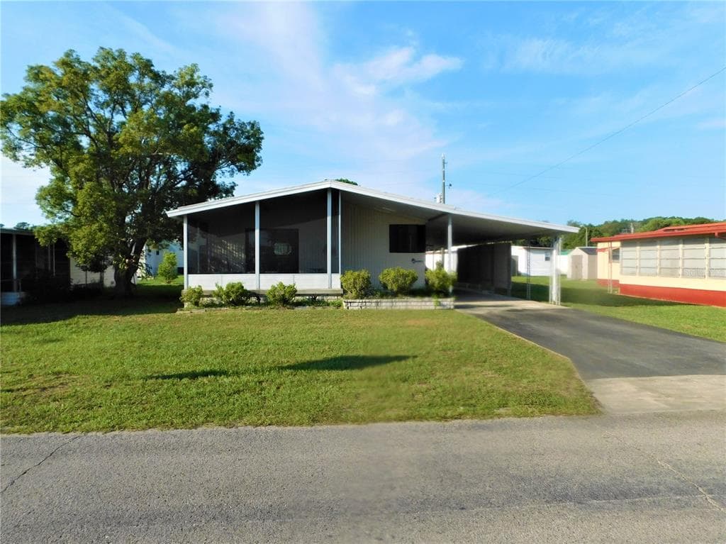37250 8TH AVENUE ZEPHYRHILLS, FL 33542