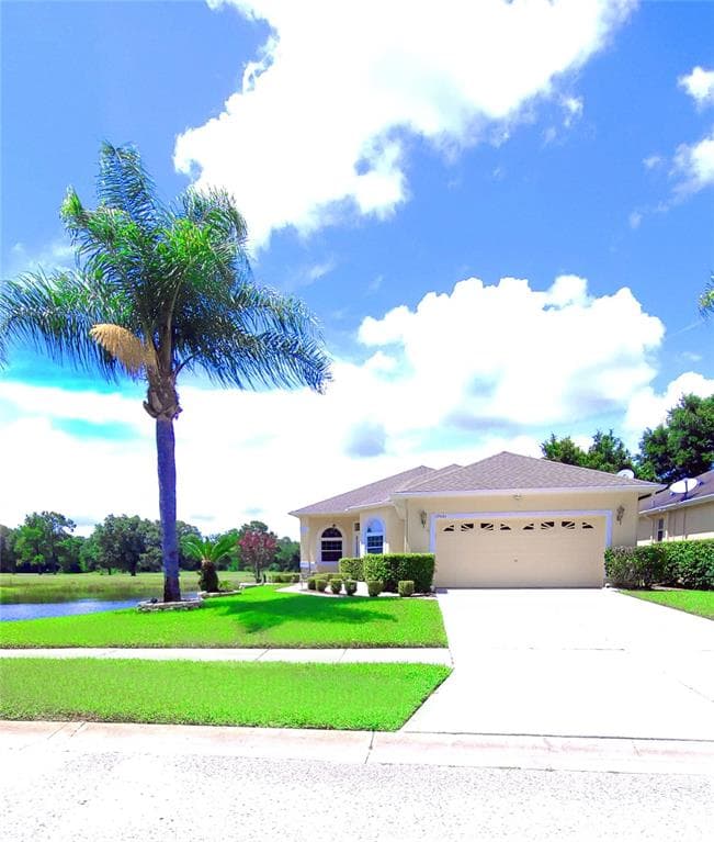 17401 EAGLE TRACE DRIVE BROOKSVILLE, FL 34604