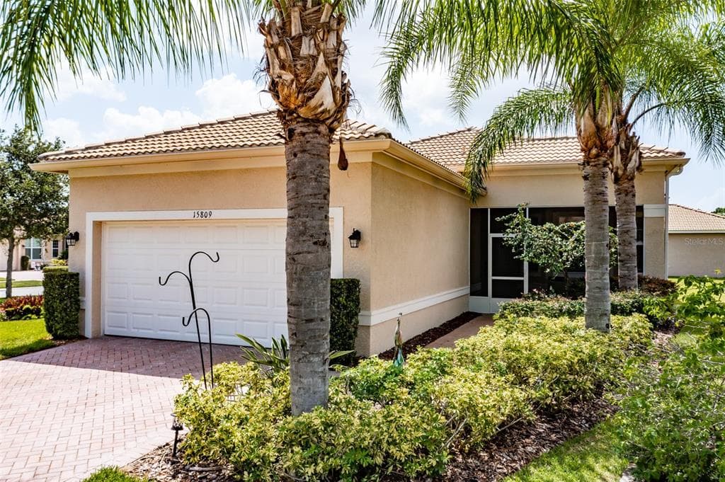15809 COBBLE MILL DRIVE WIMAUMA, FL 33598