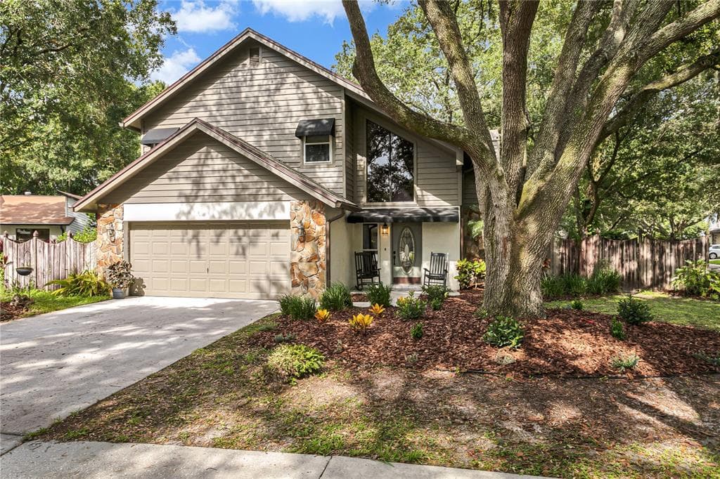 3721 VILLAGE ESTATES PLACE TAMPA, FL 33618