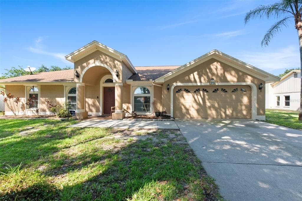 3718 HARROGATE DRIVE VALRICO, FL 33596